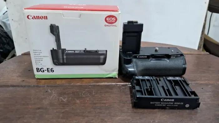 Battery Grip Original Canon BG-E6 Para Câmera EOS 5D Mark II