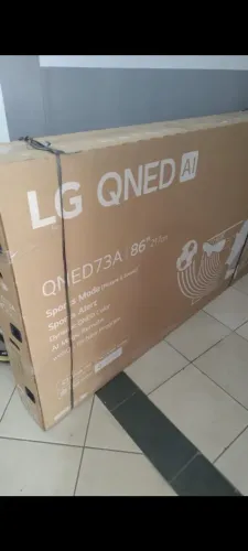 Tv LG 86 polegadas com 3 semanas 
