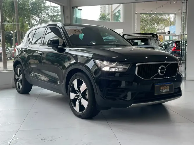 Volvo XC 60 T-5 Momentum 2.0 254cv AWD 5P 2019