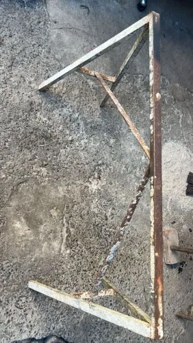 Cavalete metálico