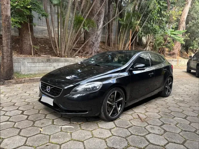 Volvo V40 T-5 R-design 2.0 Aut. 2014