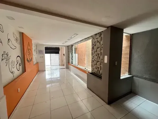Alugo Ponto Comercial com 140 metros no Centro - Campina Grande - PB