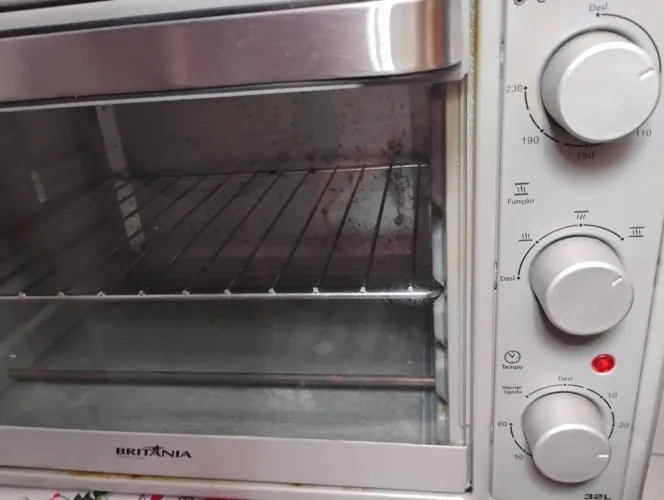 Forno elétrico Britânia 32litros