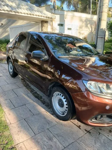 Renault Logan Authentique Hi-flex 1.0 16V 4P 2014