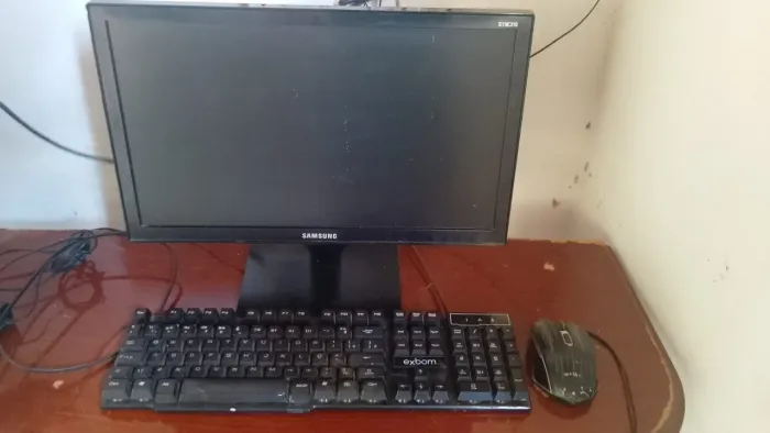 Vendo Pc barato pra hj