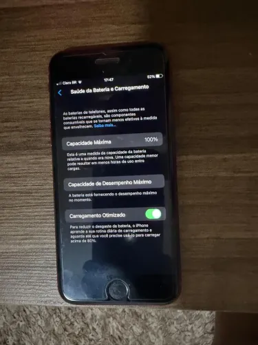 iPhone 8 vermelho