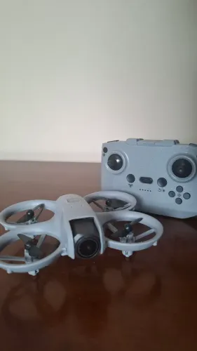 Drone mini novo na caixa com controle