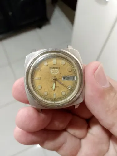 Relógio Seiko 5 pra concerto ou retirar peças
