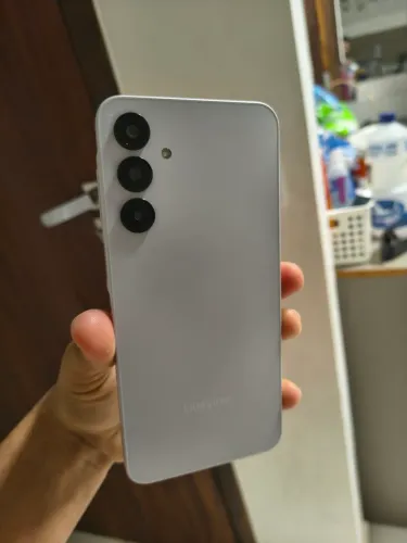 Vendo ou troco A16 128gb menos de 1 ano de uso 