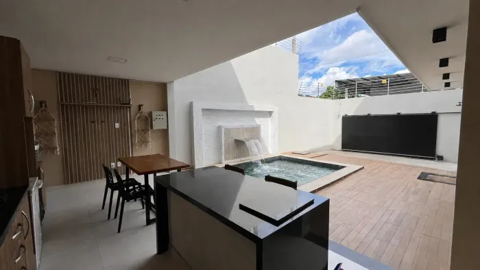Casa à venda com energia solar com 4 quartos na Alvorada - Manaus - AM