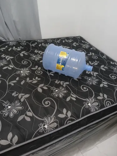 CAMA BOX COM BASE INCLUSA, LEVA UM GALÃO DE AGUA SECO DE BRINDE