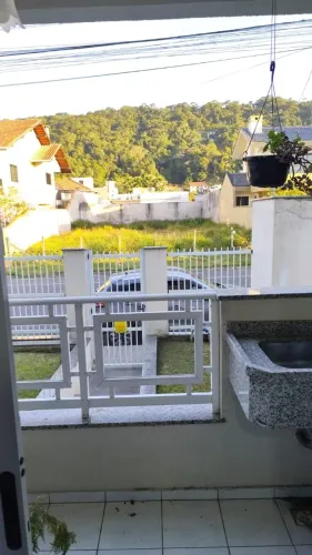 Apto 2 quarto 1 banheiro, sacada com churrasqueira, térreo, 46 m2 privativo 1 garagem indi