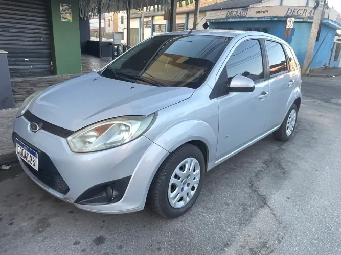 Ford Fiesta SE 1.0 8V Flex 5P 2014