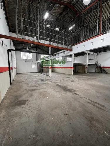 OPORTUNIDADE EXCLUSIVA NA ABOLIÇÃO! Galpão com aproximadamente 1.000m²