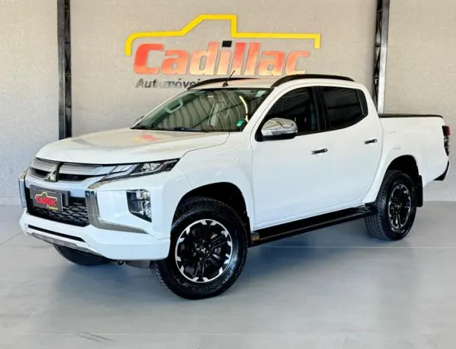 Mitsubishi TRITON HPE 2.4 CD 4X4 TB Diesel Aut. 2024