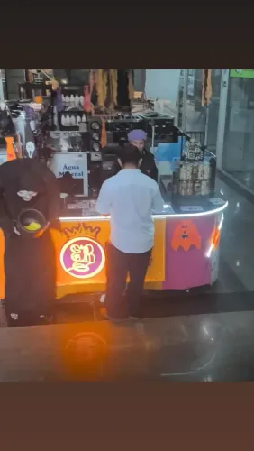 Passar o ponto de quiosque de sorvete e açaí montado com cliente formado 6 anos 