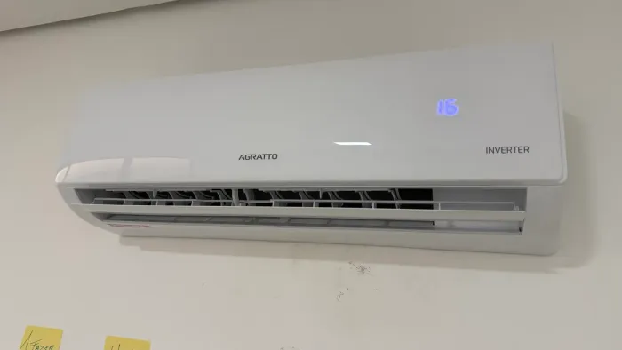 Ar condicionado 9mil AGRATTO - 4 meses de uso Inverter