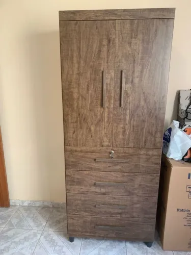 Armario guarda roupa