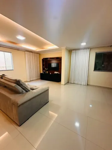 Casa Luxuosa, Contagem, Aceita Troca.