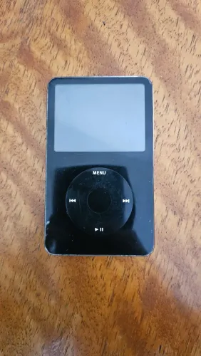 Ipod Classic 5.5 30GB (não funcionando)
