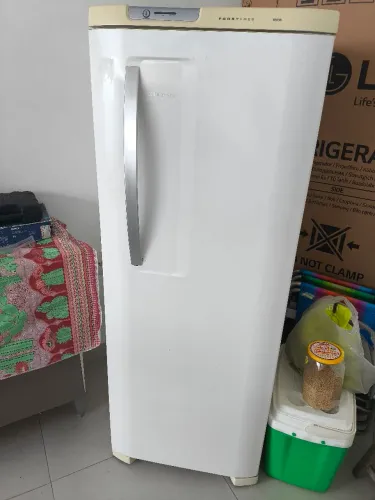 Geladeira Frost Free Electrolux
