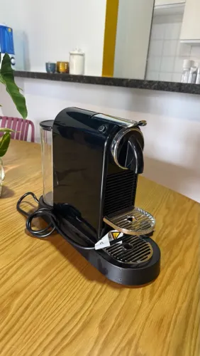 Cafeteira Nespresso CitiZ Preta - 110V