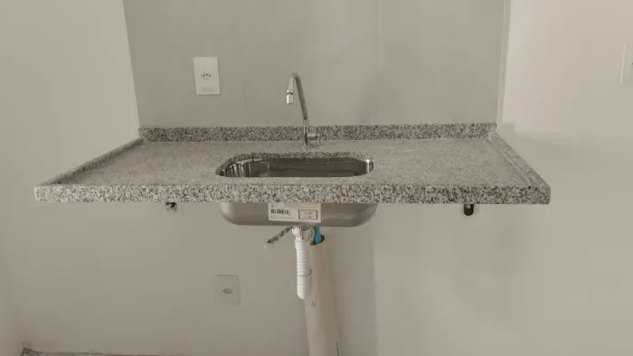 Pia de granito 1,20m com cuba inox + torneira