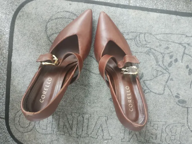 Scarpin Corello 35 .. em boas condições 