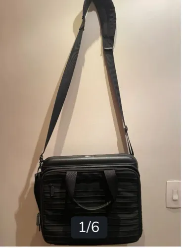 Pasta RIMOWA para documentos 