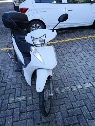 HONDA BIZ 110 COM PARTIDA ELÉTRICA 