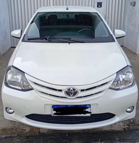 Toyota Etios X Sedan 1.5 Flex 16V 4P Mec. 2015
