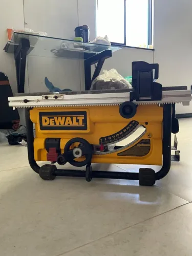 Serra de Bancada DeWALT DW745-B2 - 220V