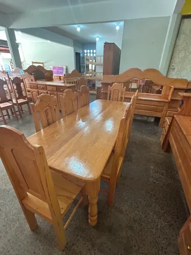 Mesa 8 cadeiras