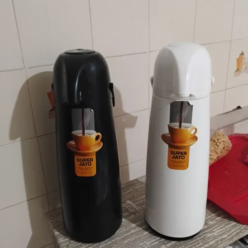 Garrafa Térmica Grande Ideal para lanchonete, escritório, padaria e hoteis