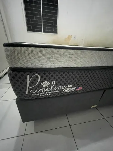 Vendo cama Box Gazin QUEEN