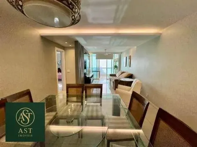 AST IMÓVEIS VENDE apartamento na praia de Charitas com 3 quartos sendo todos suítes, varan