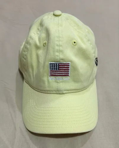 Boné snapback New Era original amarelo