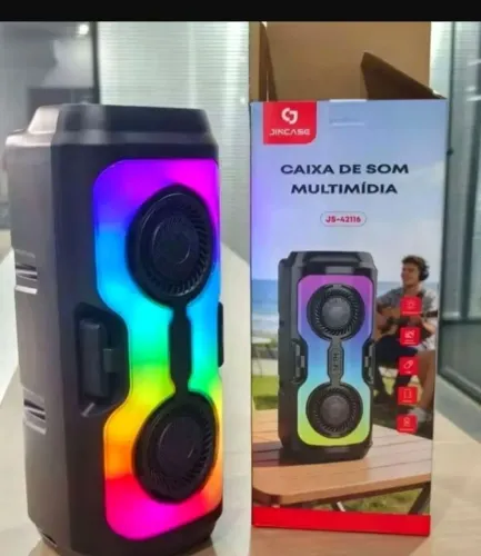 Caixa de som RGB boa áudio usada duas vezes está perfeita