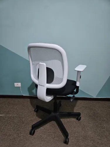 Cadeira Dot Flexform