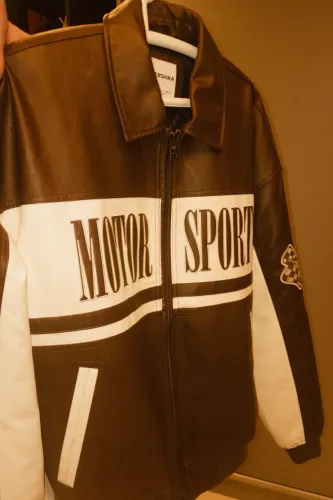 Jaqueta Bershka Motor Sport Couro Sintético Marrom G