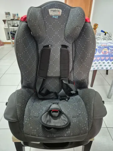 Cadeirinha para carro Burigotto Matrix Evolution K - Ótimo Estado