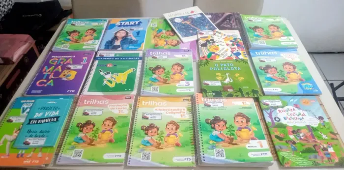 Kit livros trilhas sistema de ensino FTD 1° ano fundamental