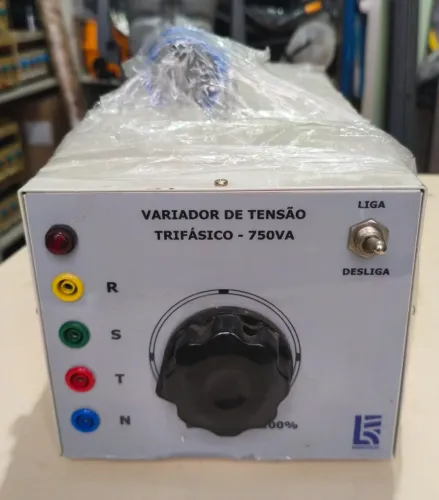 Transformador trifásico 750va com variador de tensão Variac