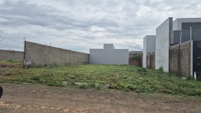 Lote à venda no Vertentes das Águas