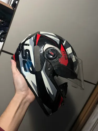 Vendo capacete ls2 top tamanho 59