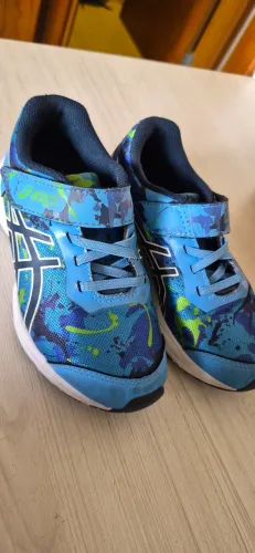 Tênis infantil Asics Azul- usado 1x