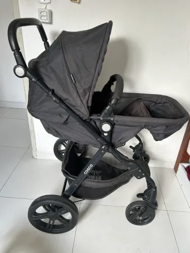 Vendo Carrinho de Bebê + Bebê Conforto