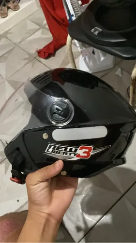Capacete