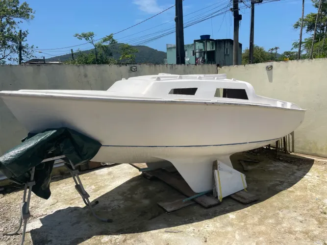 Veleiro Cruiser 18