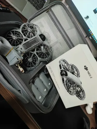 Drone DJI neo 2 na caixa PERFEITO (versão 3 baterias) + bolsa anti quedas